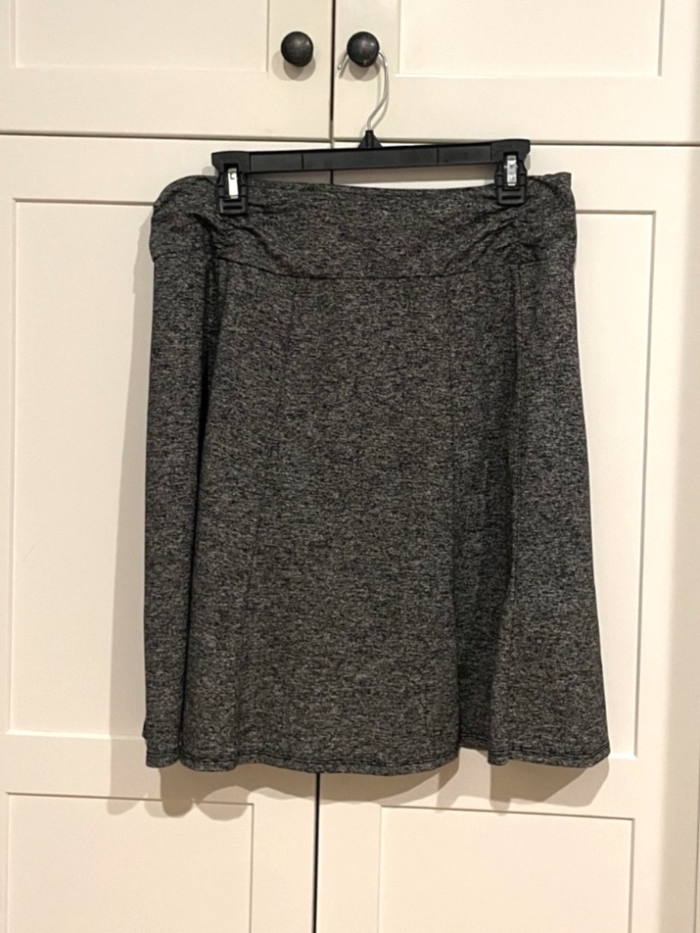 Women's Athleta Gray Skirt Size Large